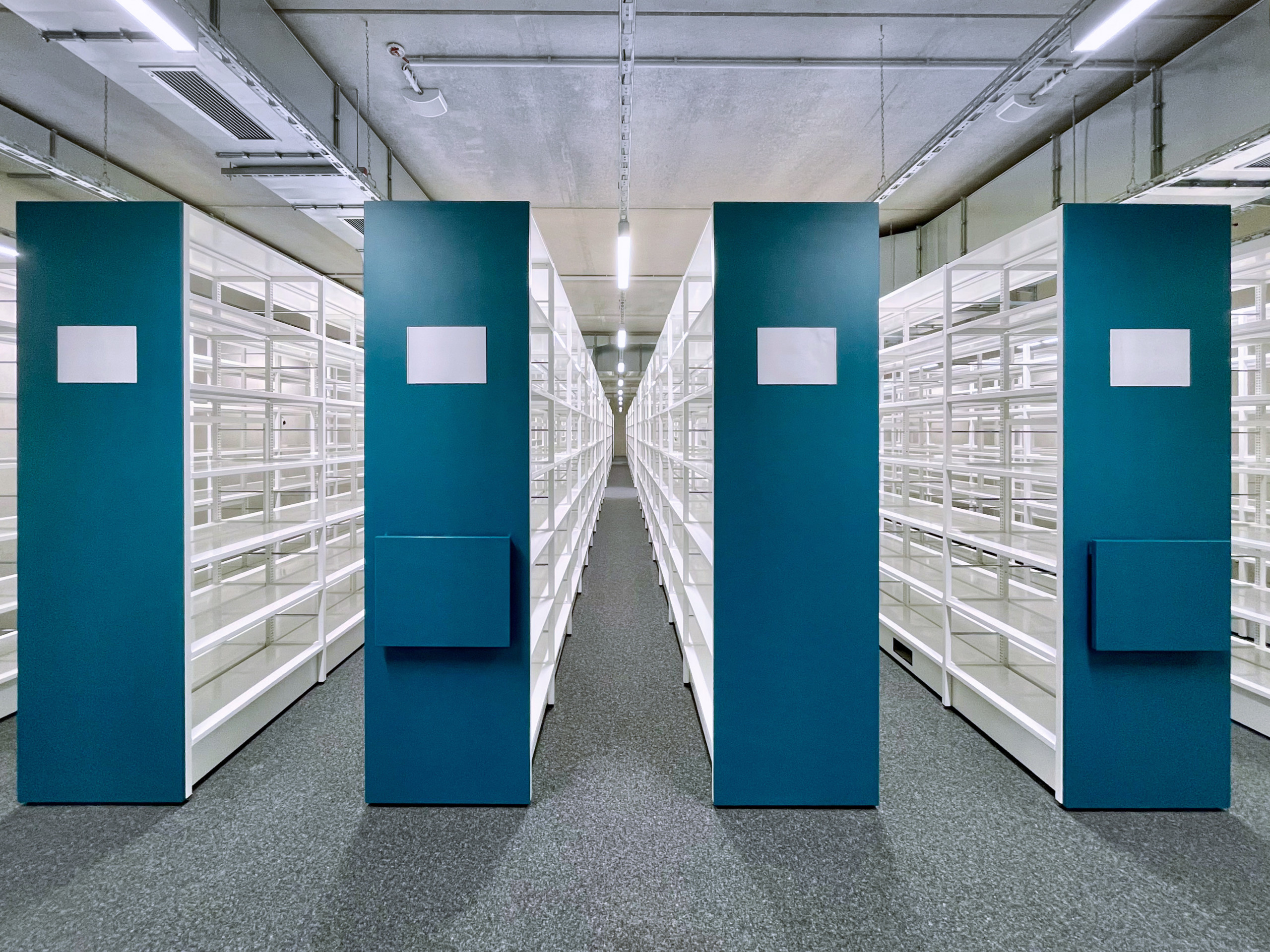 Bibliothek Uni Augsburg_Magazin Zentralbibliothek, Augsburg, Quorum, Rechenzentrum, Magazin, Archiv, Unicampus, Dewan Friedenberger Architekten, München, Architekturbüro